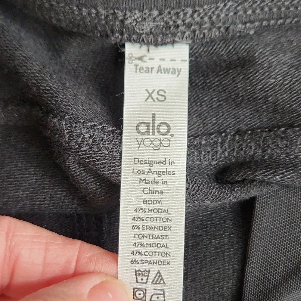 Alo Yoga Urban Moto Sweatpants - Picture 8 of 9